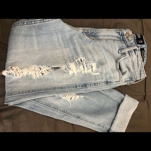 Hollister high rise mom jeans.  Gently used. 3R